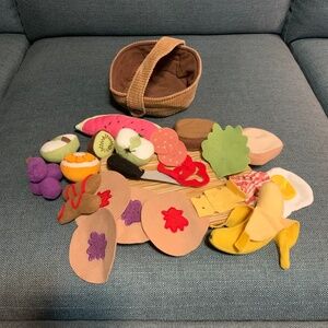Like New! Plush Toy Picnic Set